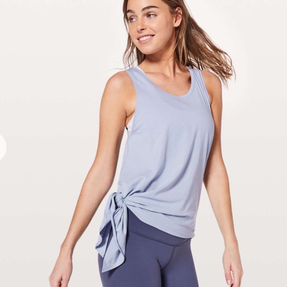 Lululemon to the point tank berry mist 8 rare